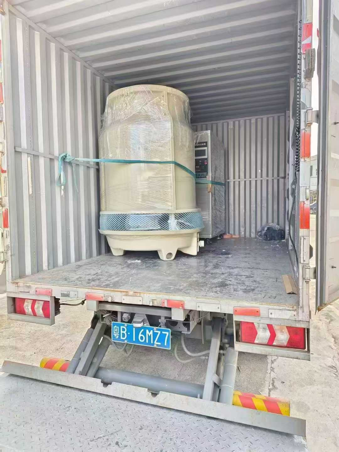 裝車發走